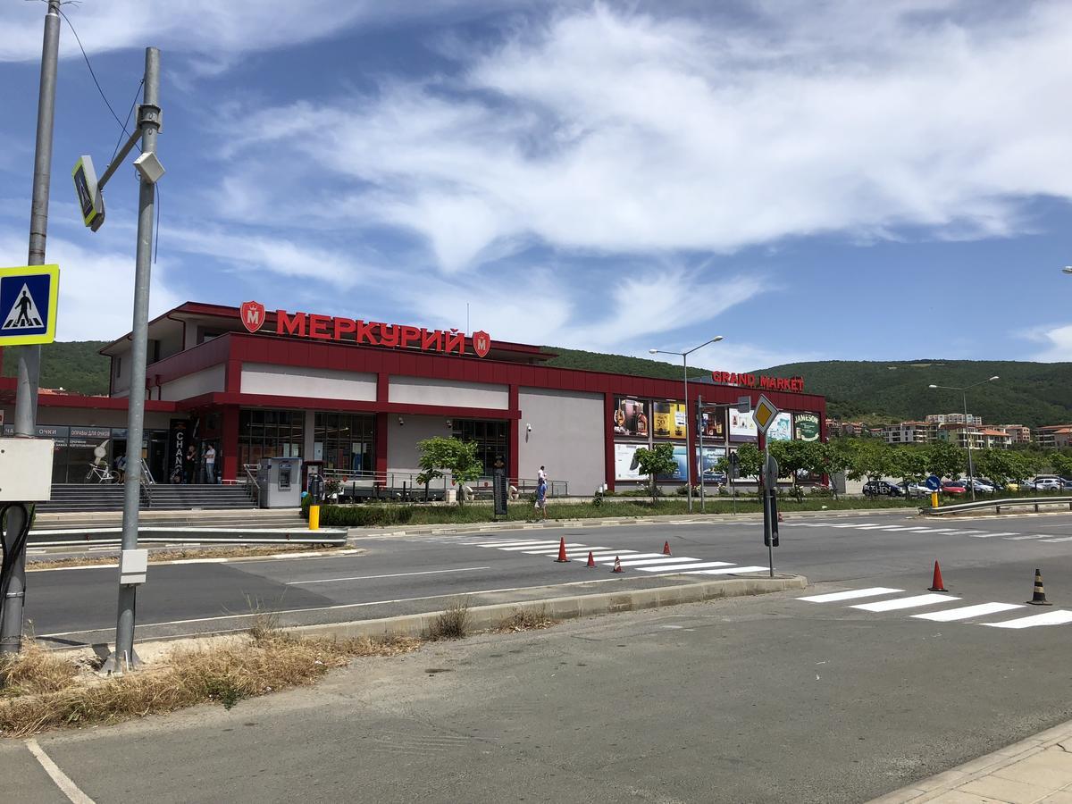 Vp Luxor Studio Sveti Vlas Bagian luar foto