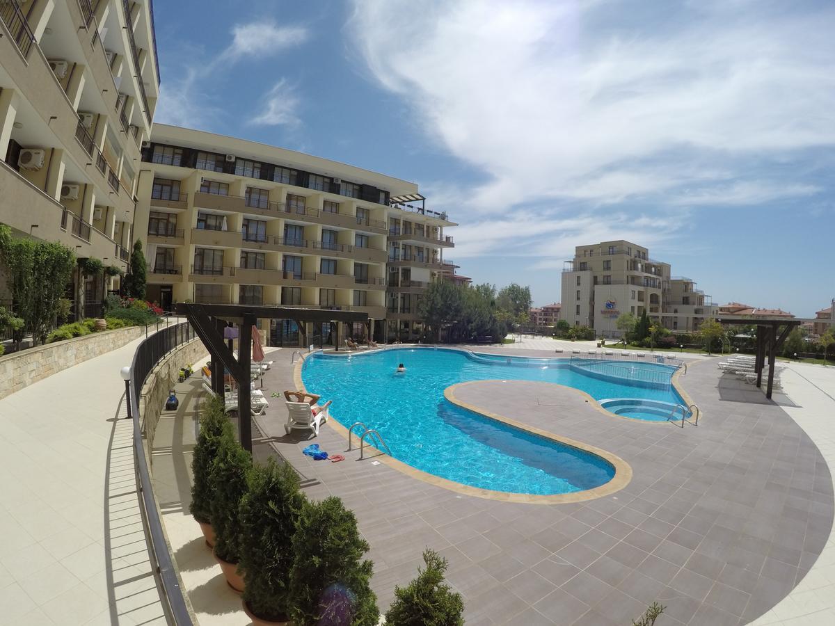 Vp Luxor Studio Sveti Vlas Bagian luar foto