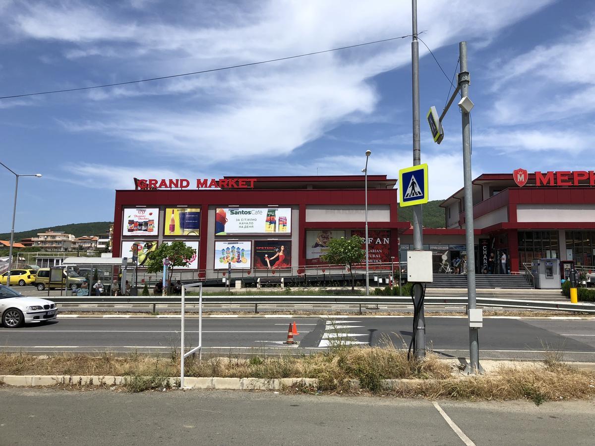 Vp Luxor Studio Sveti Vlas Bagian luar foto